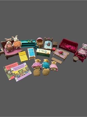 collectible Li'l Woodzeez animal figurines and miniature furniture sets
